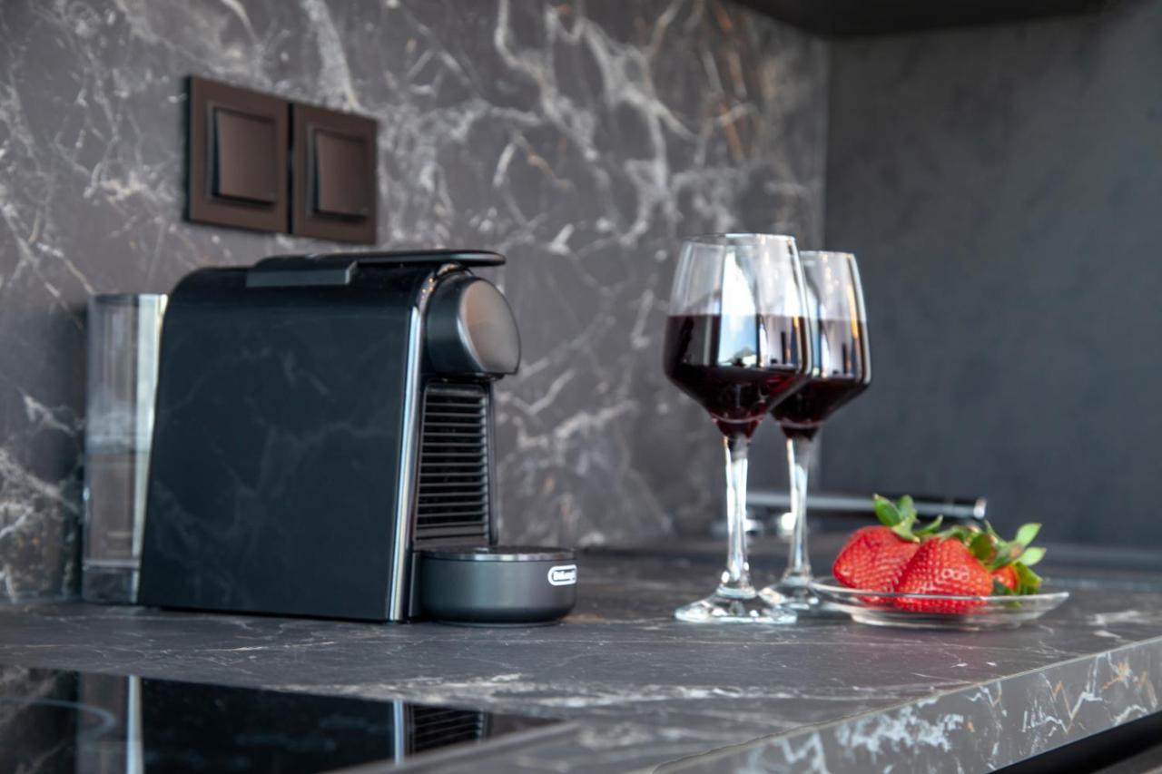 Desun Suites Kolonion Экстерьер фото